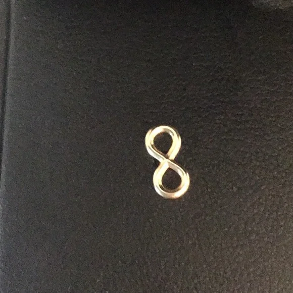 14K Gold Dainty Infinity Earrings NWOT - Picture 2 of 4